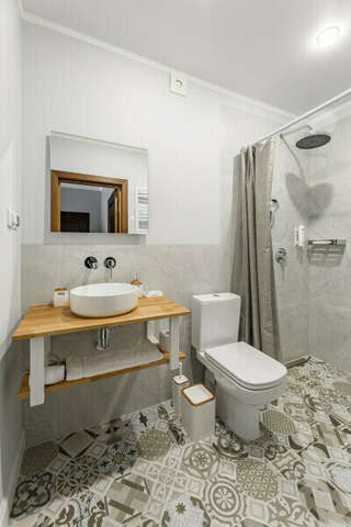 Гостиница На Каштановой Калининград Улучшенный номер с кроватью размера «king-size» или 2 отдельными кроватями-7